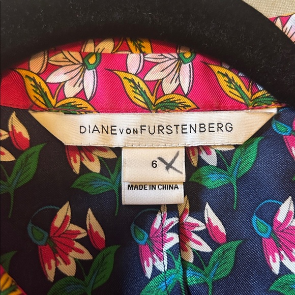 Diane von Furstenberg DVF Nieves Floral Silk Scarf Runway Shirt Dress - Picture 11 of 11